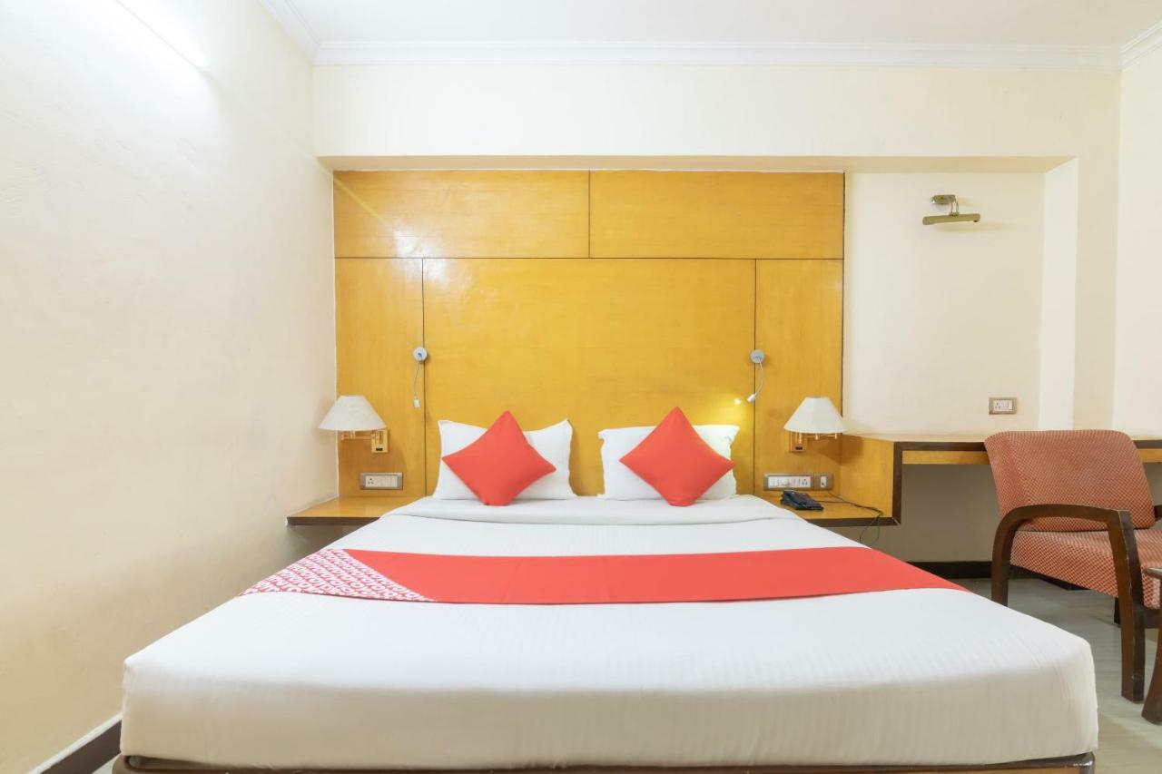 Oyo 10534 Hotel Kanishka 班加罗尔 外观 照片
